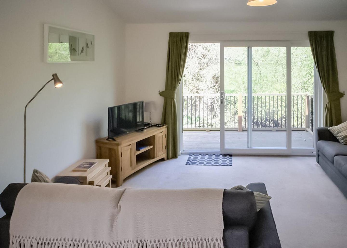 Clun Valley Lodges Clunton Экстерьер фото